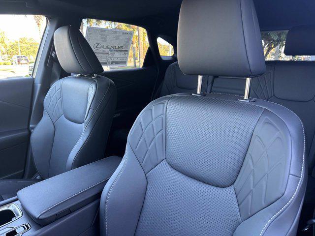 new 2025 Lexus RX 350 car, priced at $56,179