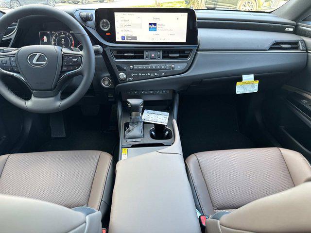 new 2025 Lexus ES 350 car, priced at $49,779