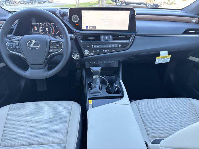 new 2025 Lexus ES 350 car, priced at $50,289