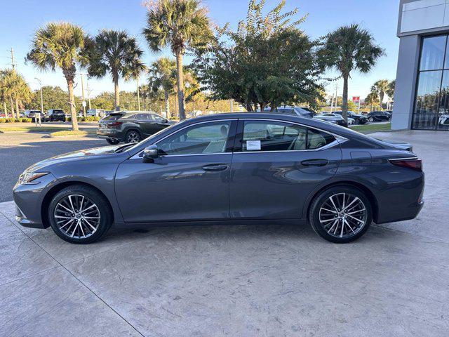 new 2025 Lexus ES 350 car, priced at $50,289