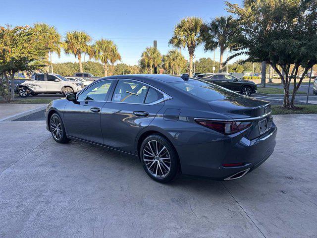 new 2025 Lexus ES 350 car, priced at $50,289