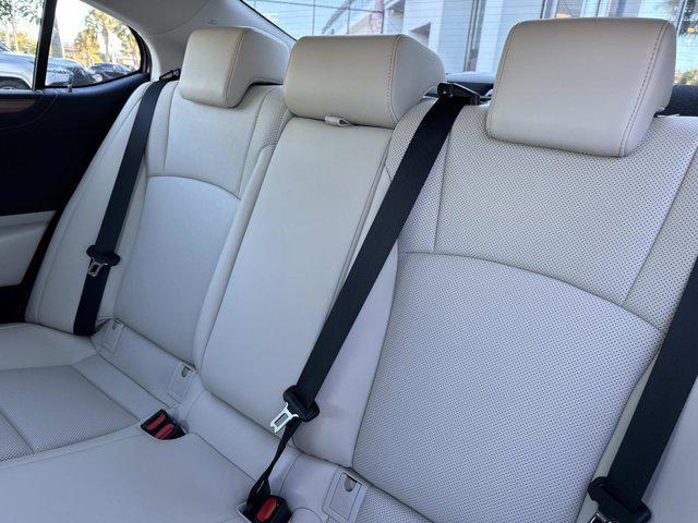 new 2025 Lexus ES 350 car, priced at $50,289