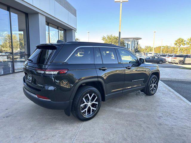 used 2024 Jeep Grand Cherokee car, priced at $31,990