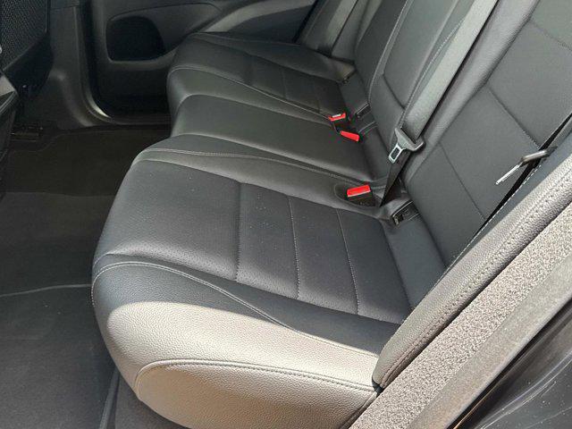 used 2023 Mercedes-Benz GLE 350 car, priced at $49,990