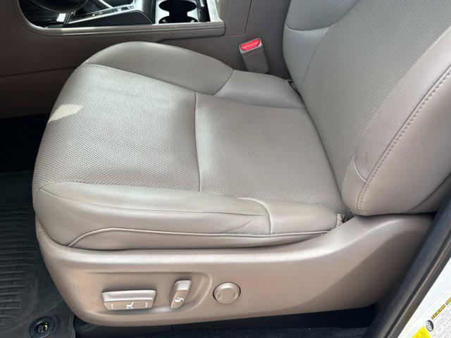 used 2022 Lexus GX 460 car, priced at $43,990