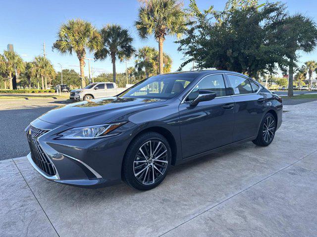 new 2025 Lexus ES 300h car, priced at $51,099