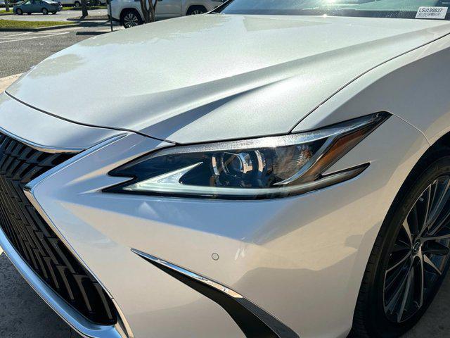 new 2025 Lexus ES 350 car, priced at $48,134