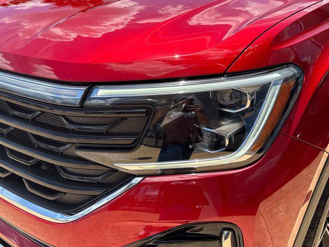used 2024 Volkswagen Atlas car, priced at $43,990