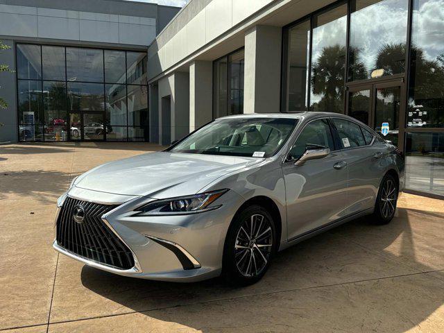 new 2025 Lexus ES 300h car, priced at $50,989