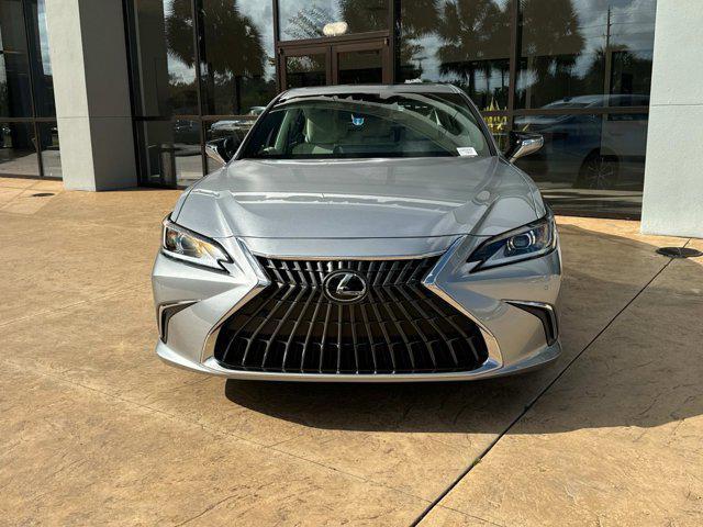 new 2025 Lexus ES 300h car, priced at $50,989