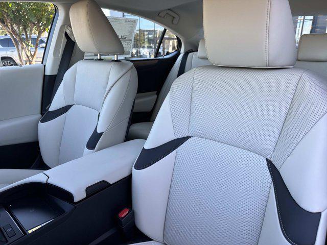 new 2025 Lexus ES 350 car, priced at $49,789