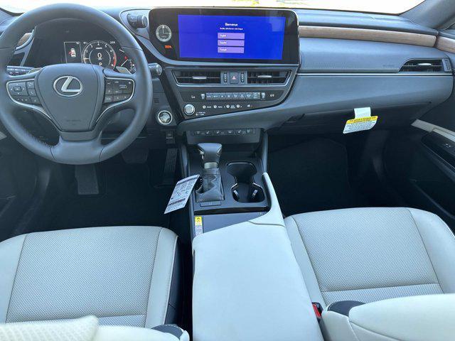 new 2025 Lexus ES 350 car, priced at $49,789