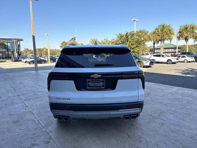 used 2025 Chevrolet Traverse car, priced at $35,250