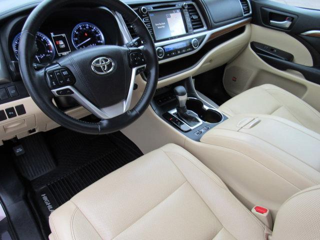 used 2019 Toyota Highlander car, priced at $23,500