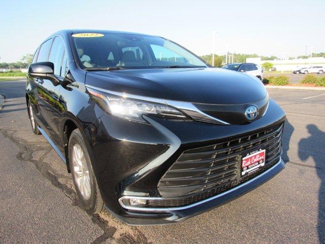 used 2022 Toyota Sienna car, priced at $43,500