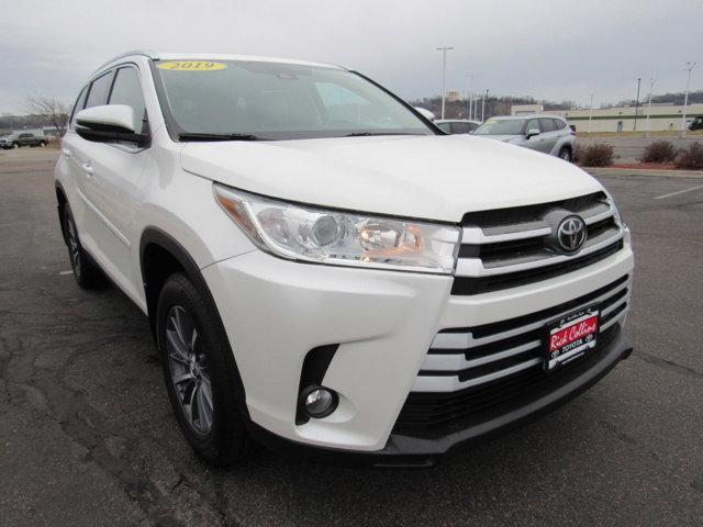 used 2019 Toyota Highlander car, priced at $29,000