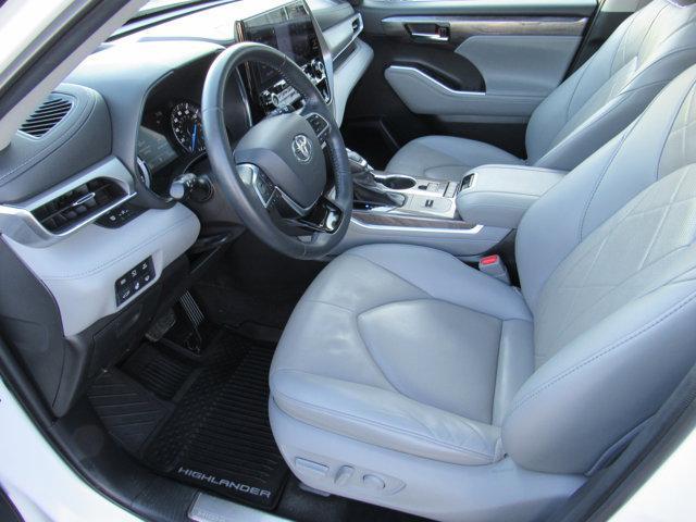 used 2021 Toyota Highlander Hybrid car, priced at $40,000