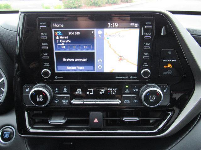 used 2021 Toyota Highlander car, priced at $30,000