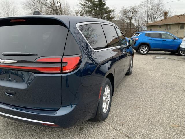 new 2025 Chrysler Pacifica car, priced at $43,614