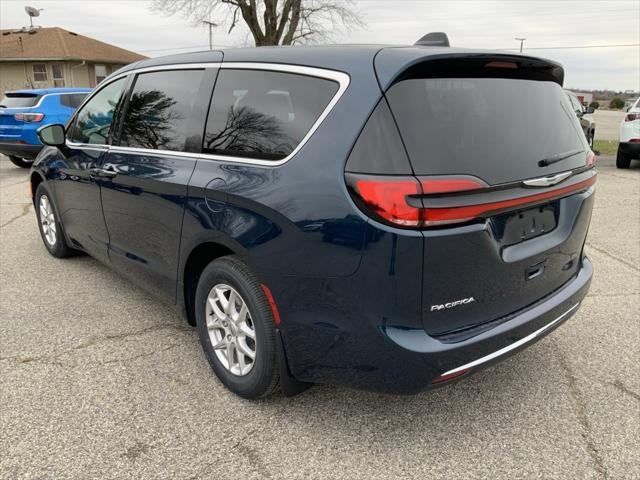 new 2025 Chrysler Pacifica car, priced at $43,614