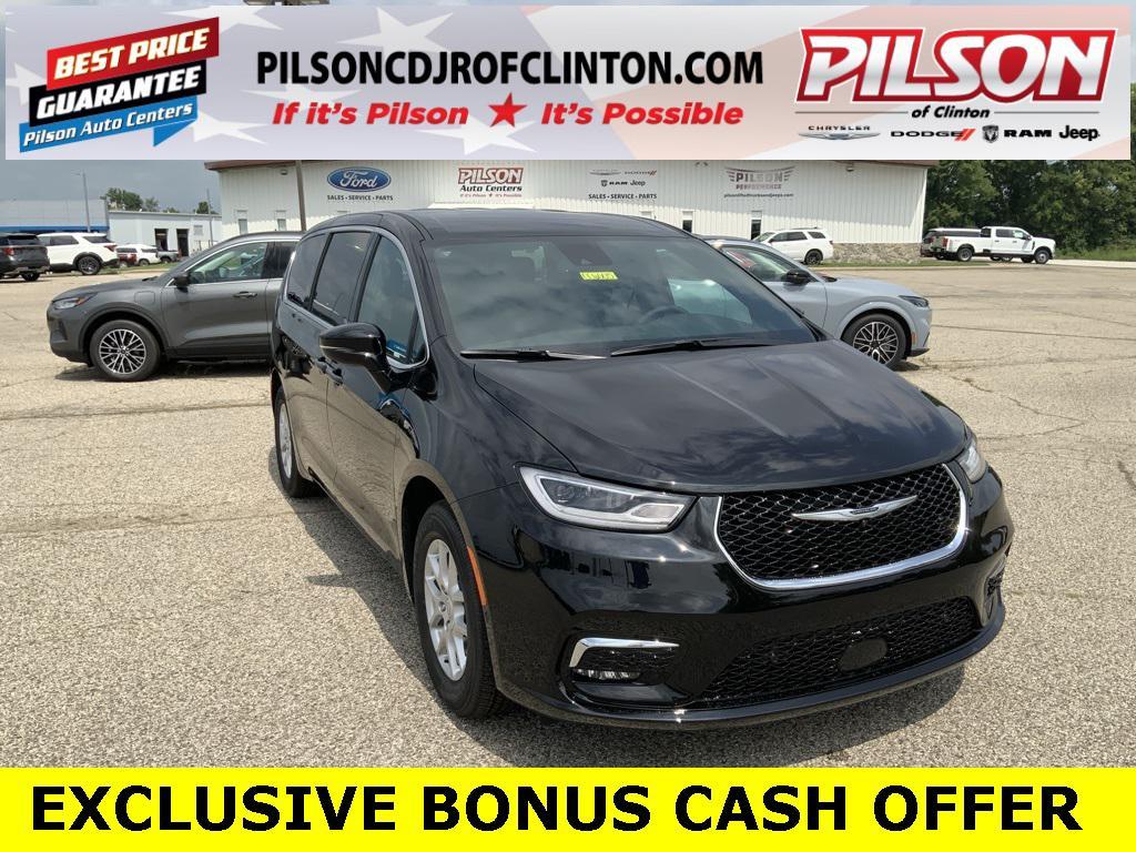 new 2026 Chrysler Pacifica car, priced at $39,993