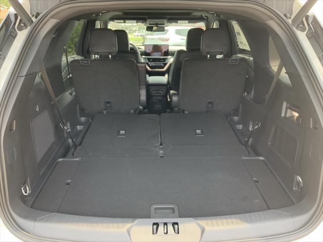 new 2025 Ford Explorer car, priced at $53,540