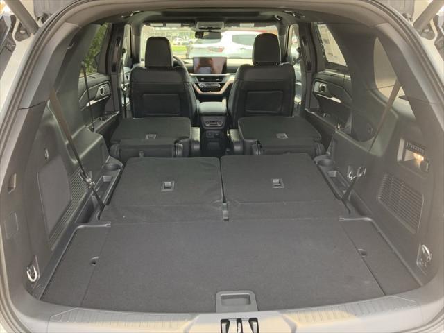 new 2025 Ford Explorer car, priced at $53,540