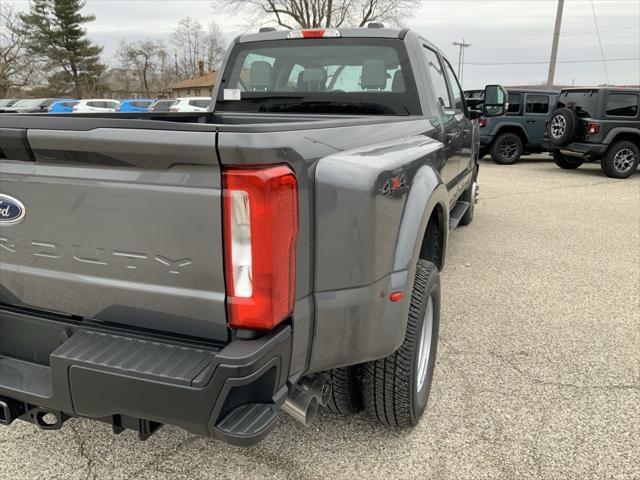 new 2025 Ford F-350 car, priced at $67,392