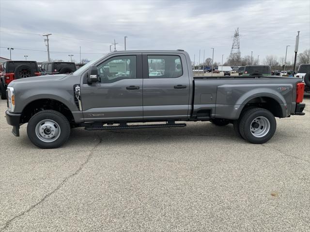 new 2025 Ford F-350 car, priced at $67,392