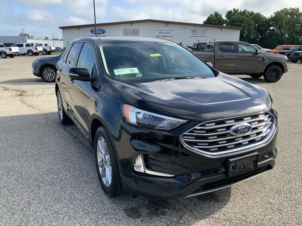 used 2024 Ford Edge car, priced at $29,500