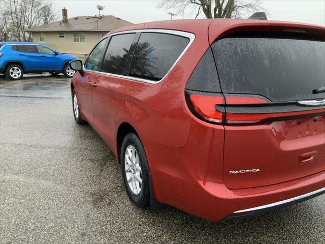 new 2025 Chrysler Pacifica car, priced at $41,980