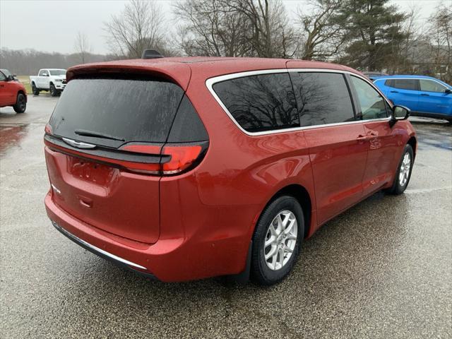 new 2025 Chrysler Pacifica car, priced at $41,980