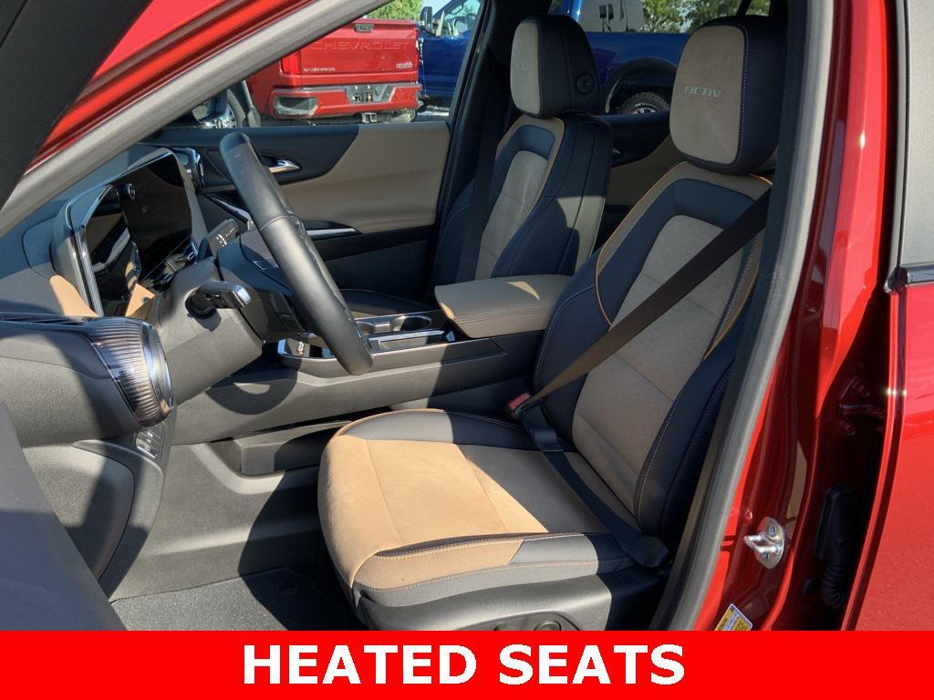 used 2025 Chevrolet Equinox car, priced at $33,000
