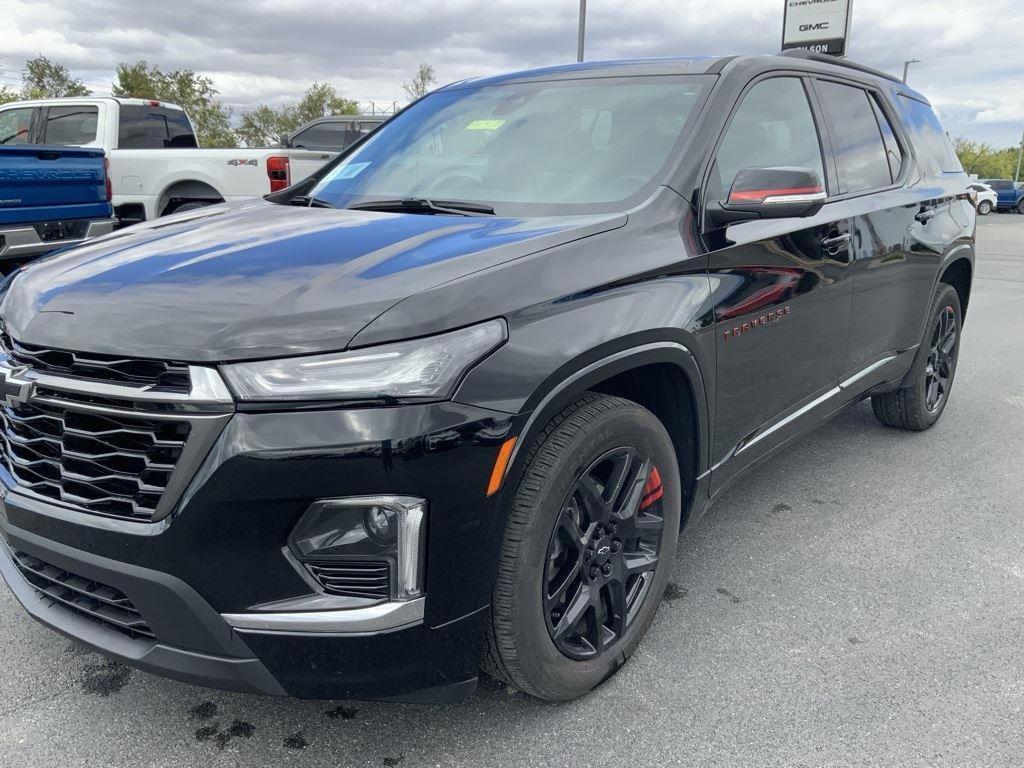 used 2023 Chevrolet Traverse car, priced at $38,600