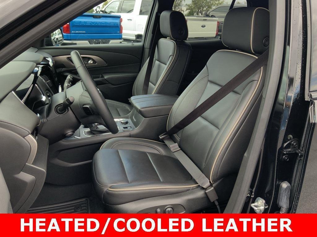 used 2023 Chevrolet Traverse car, priced at $38,600