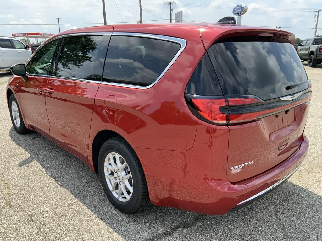 new 2026 Chrysler Pacifica car, priced at $42,439