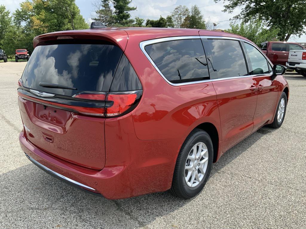 new 2026 Chrysler Pacifica car, priced at $42,439