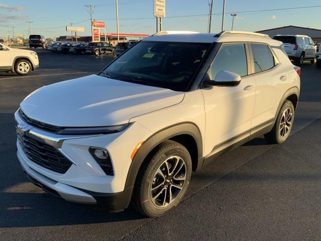 new 2025 Chevrolet TrailBlazer car, priced at $26,081