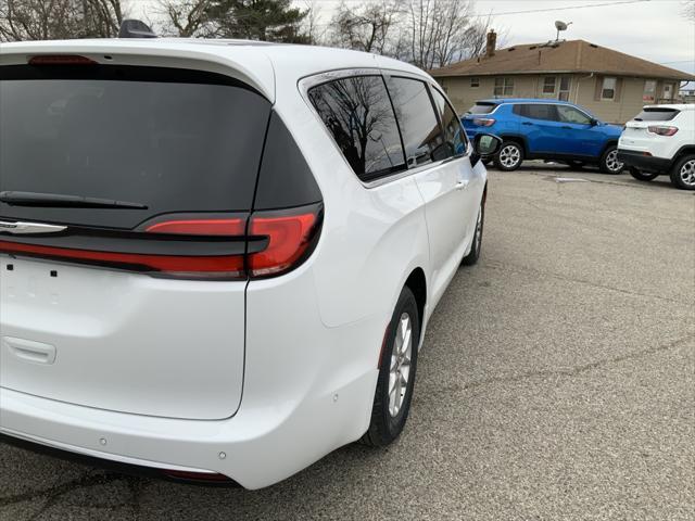 new 2025 Chrysler Pacifica car, priced at $43,010