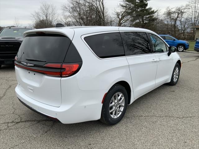 new 2025 Chrysler Pacifica car, priced at $43,010