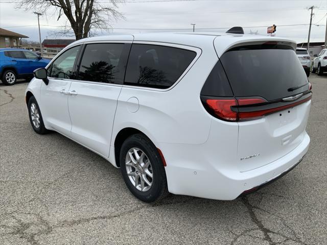 new 2025 Chrysler Pacifica car, priced at $43,010