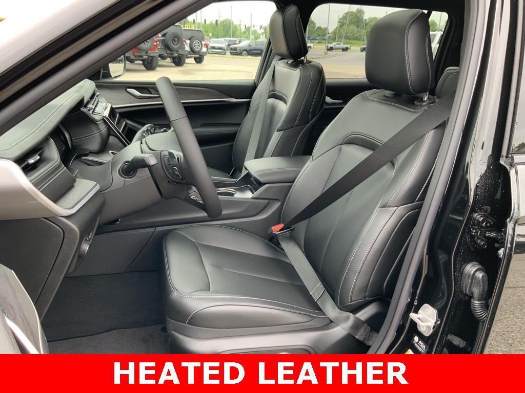 new 2025 Jeep Grand Cherokee L car, priced at $49,353