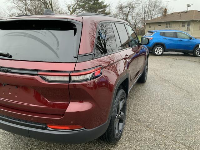 new 2025 Jeep Grand Cherokee car, priced at $44,303