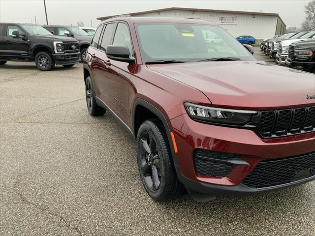 new 2025 Jeep Grand Cherokee car, priced at $44,303