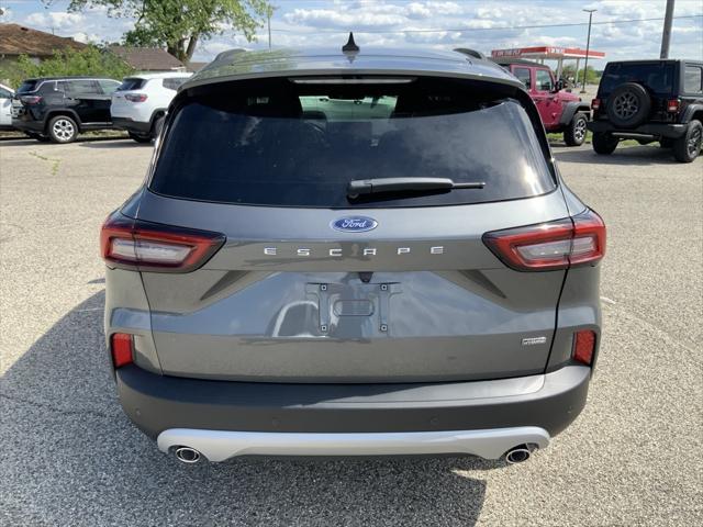 new 2025 Ford Escape PHEV car, priced at $32,952