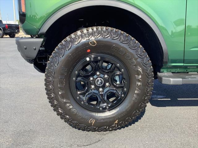 new 2024 Ford Bronco car, priced at $65,677