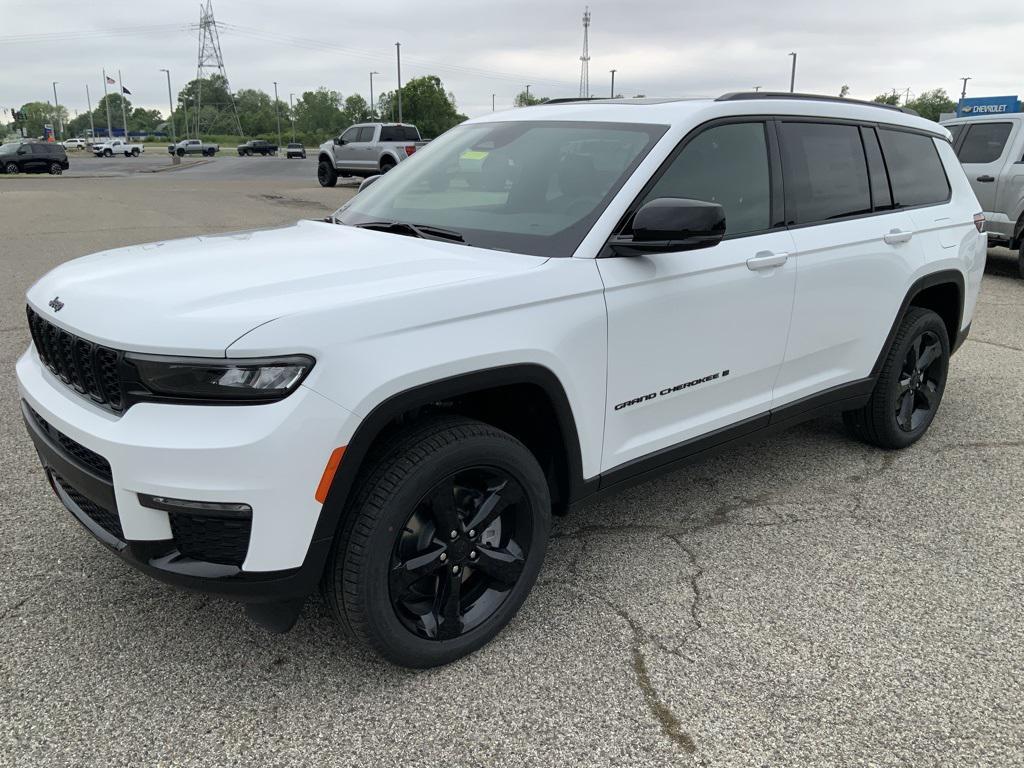 new 2025 Jeep Grand Cherokee L car, priced at $48,907