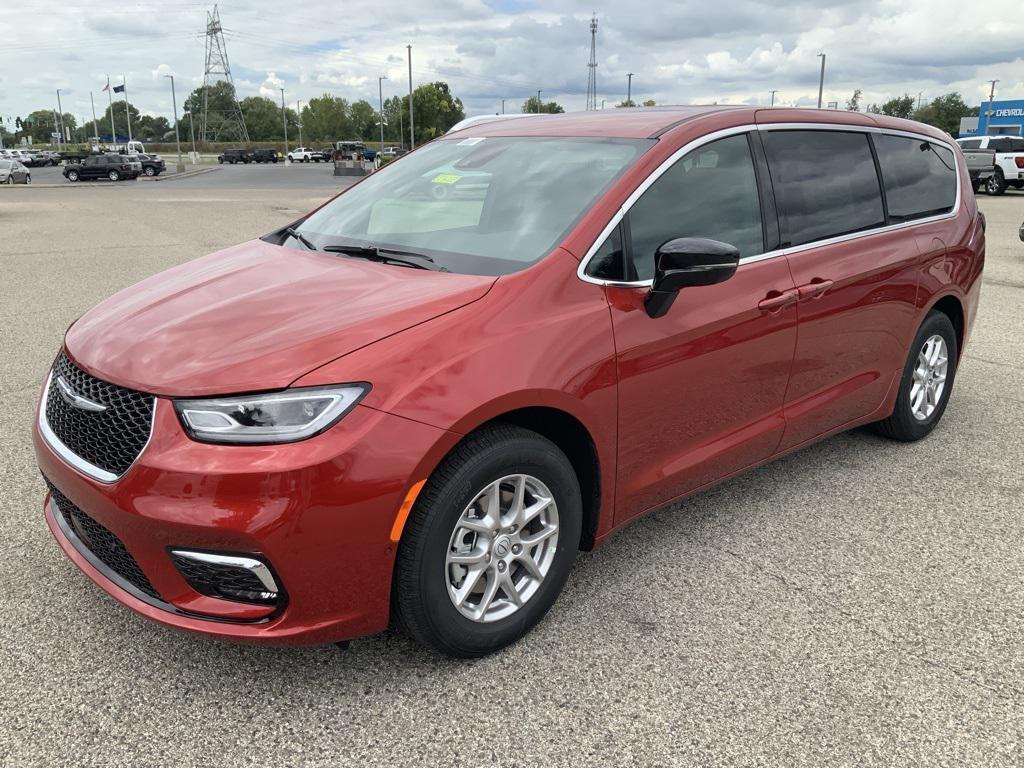 new 2026 Chrysler Pacifica car, priced at $42,439