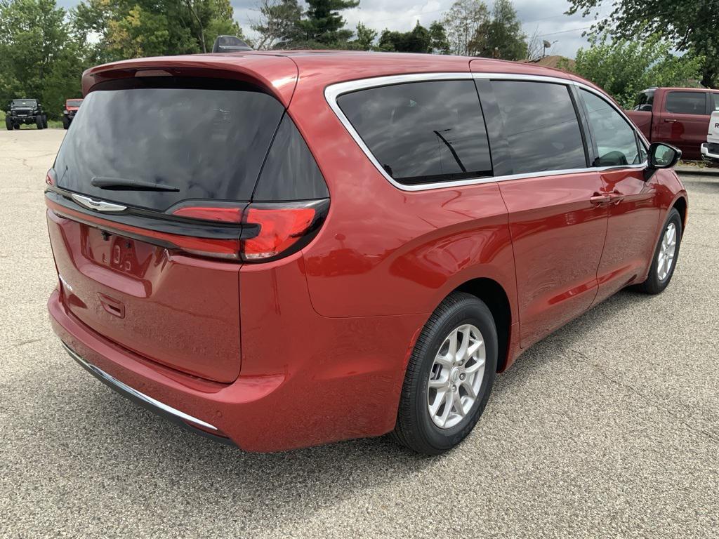 new 2026 Chrysler Pacifica car, priced at $42,439