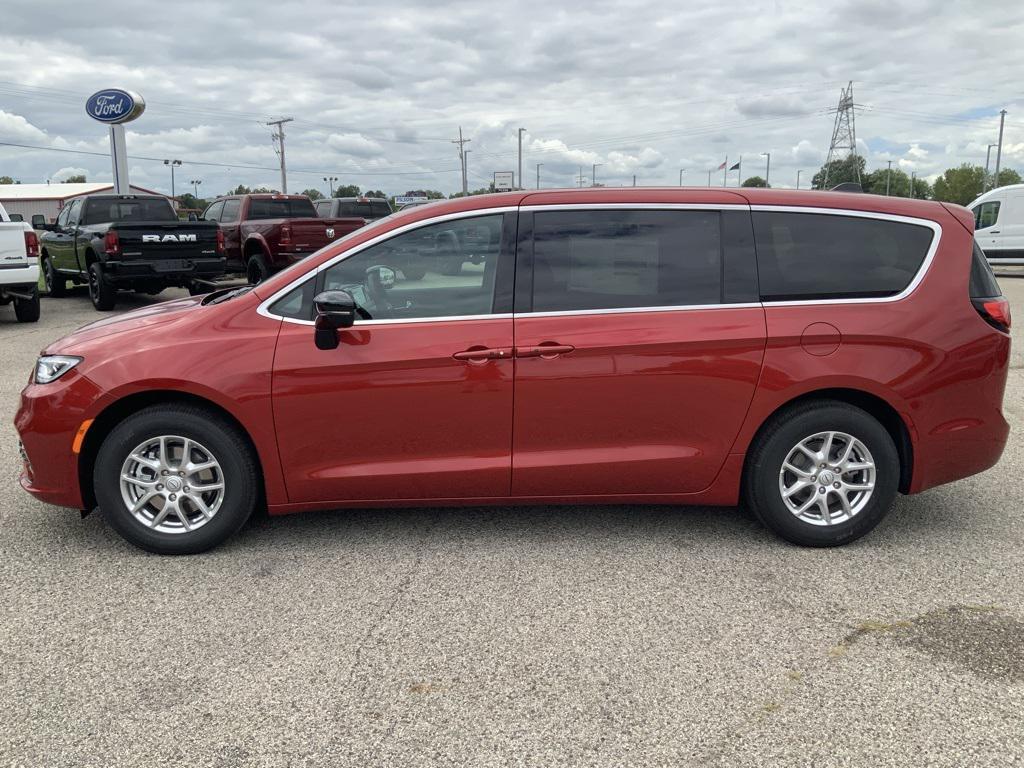 new 2026 Chrysler Pacifica car, priced at $42,439